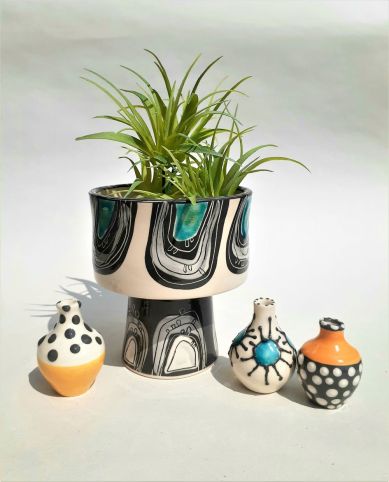 Pedestal Planter and Tiny vases